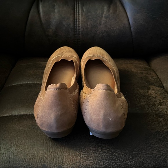 Josef Seibel flats. NWT - Picture 4 of 5